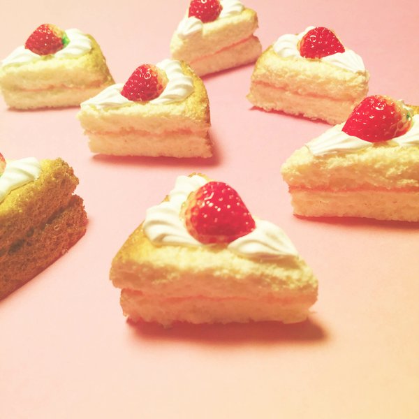  One - inch cakes / ケーキ マグネット
