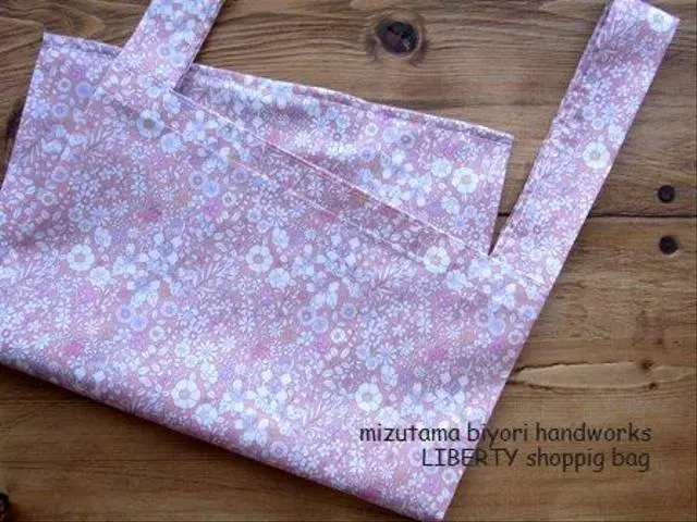 LIBERTY shopping bag　(June's Ｍeadow ピンク)