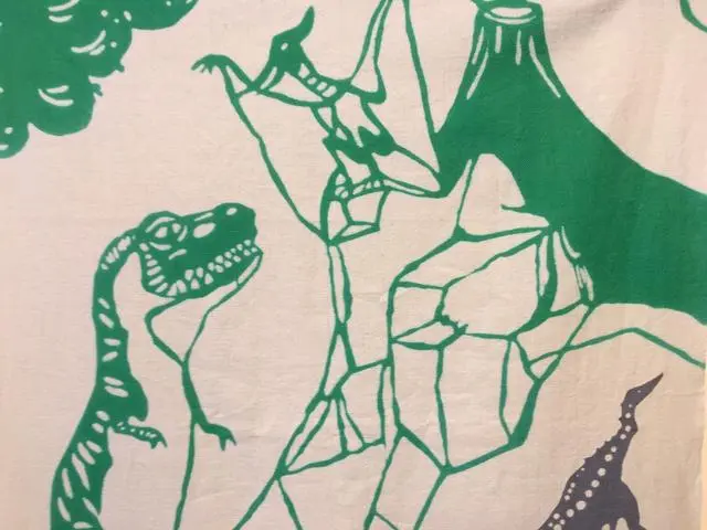てぬぐい　七色恐竜図Green