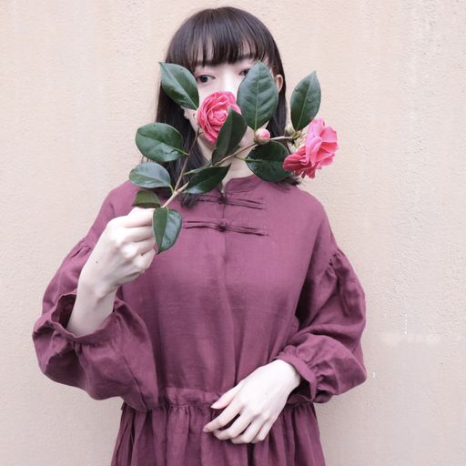 チャイナとナチュラル服 ARU