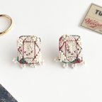 作品宝石刺繍 -flower- / ivory [pierce, earring] 小さなお花がちょこんと咲いた 宝石モチーフの手刺繍アクセサリー