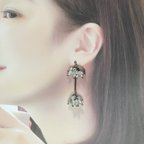 作品1196.ジャラジャラパールのお花ピアス