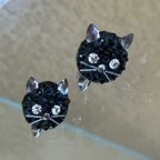 作品黒猫のイヤリング