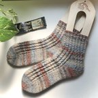 作品洗濯機で洗える手編みの靴下　ルームソックス　暖かくて冷えとりに　23.5-24.5cm 「Autumn socks」