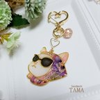 作品オシャレねこ(ФωФ)のキラキラキお花いっぱいキーホルダー♡