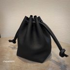 作品【Black】シュランケンカーフで仕立てた巾着バッグ