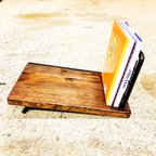 作品Slanting Book Stand 【マガジンラック　本棚　ブックエンド】