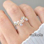 作品雫が垂れる桜ring🌸💍　ビーズリング　ビーズ　桜　さくら　指輪