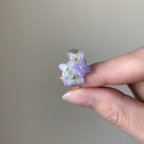作品白＋紫　紫陽花イヤーカフ