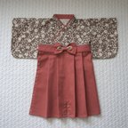 作品【再販】袴風ロンパース　花柄×朱色・70サイズ