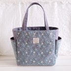 作品サイドポケット付き＊帆布と刺繍レースのトートバッグ　　グレー／青花刺繍