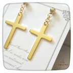 作品シンプル 十字架のピアスorイヤリング 樹脂ピアス対応 ゴールド クロス