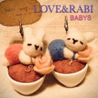 作品フォトスタンド（イニシャルプレートつき ）〜LOVE&RABI BABYS《出産祝いなど》【オーダー商品】