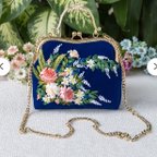 作品お花手刺繍パーティーバック/ナビブルー/花束💐