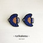 作品- rurikakesu - とりモチーフの刺繍ピアス・イヤリング