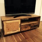 作品Old Wood TV Board