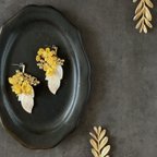 作品『kobana』お花とビーズ　葉　ピアス　＊イヤリング変更可