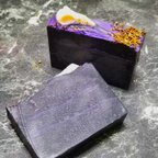 作品「ヘザーのカラス」活性炭石鹸・「Heather's Crow」 Charcoal Soap