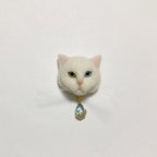 作品羊毛フェルト 猫ミニブローチ 白猫 オッドアイ