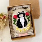 作品【特集掲載】Cat&Garden ハチワレ猫　刺繍ブローチ　猫刺繍