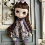 作品【再販】2182 アンティークなパープル花柄のロンパース Blythe ブライス アウトフィット 洋服