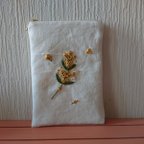 作品ミモザの花手刺繍ポーチ　白麻