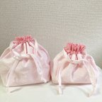 作品【選べるサイズ】きんちゃく袋　お弁当袋　フリル口　ピンク　小花柄