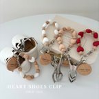 作品【新作】Heart shoes clip❤️ シューズクリップ 名入れ ベビーカーグッズ 出産祝い 1歳プレゼント