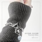 作品Square shell button mantel bracelet