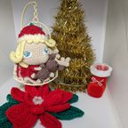 作品あみぐるみ 女の子 クリスマス リースに キーホルダーチャーム 