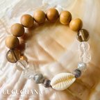 作品〜Hawaiian cowley shell  bracelet〜白檀〜スモーキークォーツ〜ラブラドライト