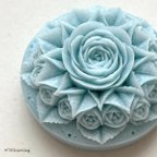 作品バラいっぱい石鹸彫刻（ブルートパーズ）ソープカービング - Soap carving roses (blue topaz)