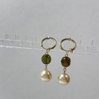 作品【30】Olive パール ビーズ グリーン オリーブ 揺れる イヤリング ピアス シンプル フォーマル