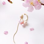 作品さくら色のイヤーフック（片耳用）桜　ピンク　チェーン　イヤーカフ