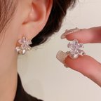 作品【2024.3新作】韓国ファッション　お花パールピアス　アクセサリー　-871	