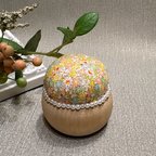 作品ピンクッション 針山 春色小花