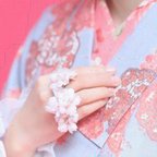 作品布花の桜リング　【フリーサイズ　調節可能　　パーティー　結婚式　入学式　入園式】　