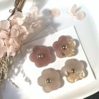 作品【送料無料】お花 ピアス イヤリング｡❀くすみピンク色