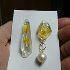 作品sale‼パールゆれるアシンメトリーレジンピアス