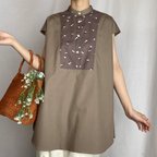 作品《 願うあの子の Sunny blouse ☀︎ 》09/ココア/ダークブラウン/こげ茶/白/小花柄/フレンチスリーブブラウス