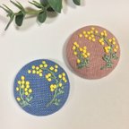 作品ミモザの花刺繍 (ピンクベージュ.ブルー)ブローチ／ヘアゴム