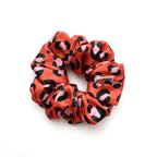 作品leopard scrunchie ＜red＞レオパードシュシュ