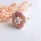 作品春色ピンクの桜の刺繍リング　aicco 指輪