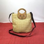 作品猫ちゃんの顔型の木製持ち手付きショルダーバッグ（薄黄色）送料込