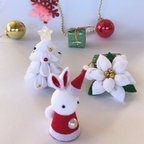 作品白　ポインセチア　うさぎ　クリスマスツリー　サンタ　つまみ細工　１２月　X'mas  ちりめん細工　可愛い　かわいい　つまみ細工　和小物 　季節の人形