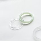 作品ピスタチオグリーン　細身・軽やかリング　シンプル・ストレートのガラスの指輪