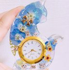 作品再販×2 猫 ネモフィラ 置き時計 ギフト プレゼント 誕生日プレゼント レジンアクセサリー 入学式 入園式 母の日 引越しお祝い 結婚祝い ブライダル 透明 ドライフラワー 母の日ギフト 子供の日 