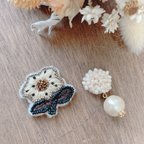 作品刺繍とビーズのお花ピアス\イヤリング＊コットンパール＊白