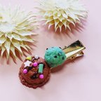 作品ミニチュアアイスクリームのヘアピン《チョコレート&チョコミント》