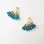 作品Ｏ-giシリーズ！　blue &clear（ピアス/イヤリング）刺繍　ビーズ刺繍